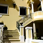 Yellow * Aveiro
