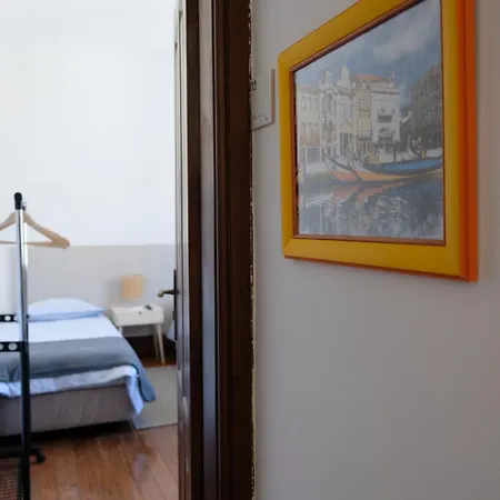 Yellow * Αβέιρο