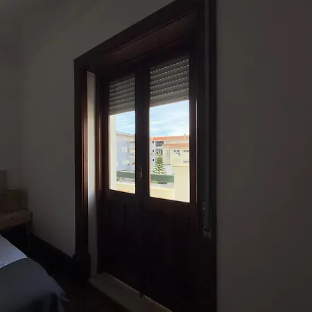 Hostel Yellow Αβέιρο