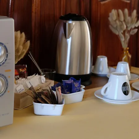 Yellow Hostel Αβέιρο