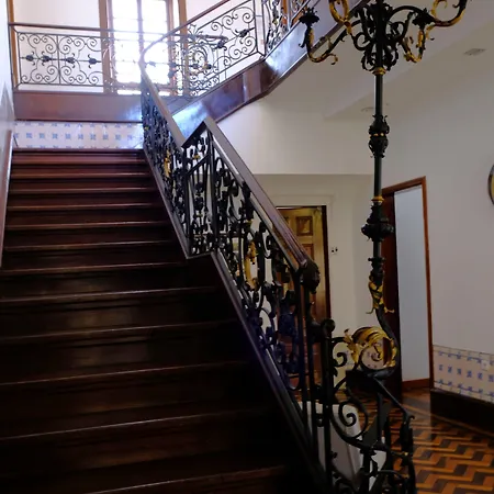 Yellow Hostel Αβέιρο