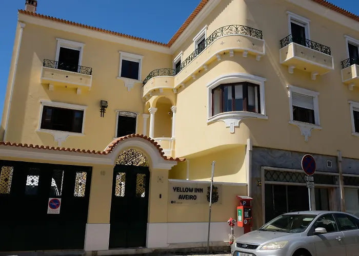 Hostal Yellow *